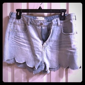 Brand new Jean scalloped shorts